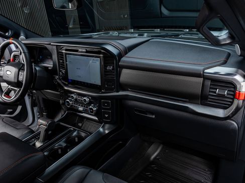 Used 2025 Ford F150 Raptor image 18