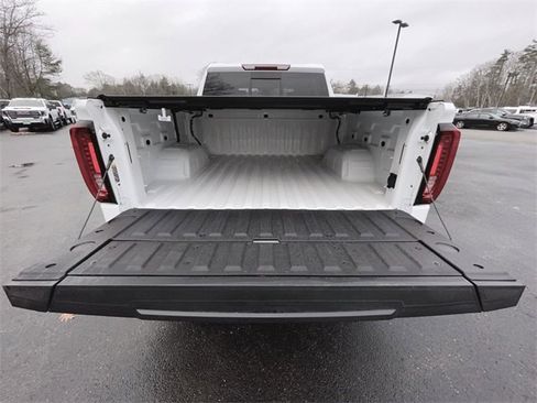 New 2026 GMC Sierra 1500 SLT w/ SLT Premium Package image 27
