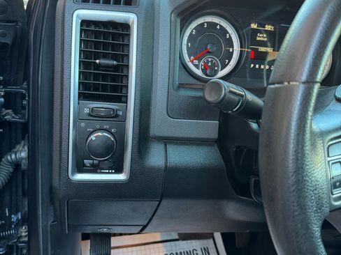 Used 2013 RAM 1500 Classic SLT w/ Remote Start & Security Group image 7