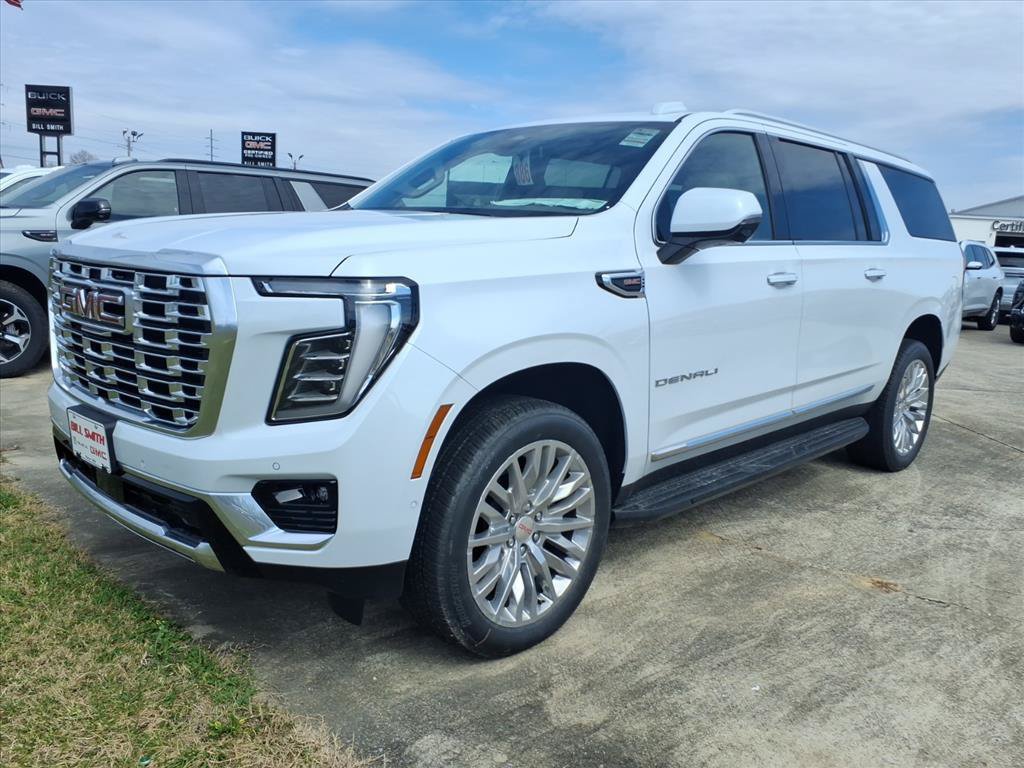 New 2026 GMC Yukon XL Denali AWD/4WD image 3