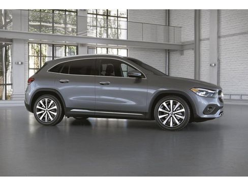 Used 2023 Mercedes-Benz GLA 250 4MATIC image 15