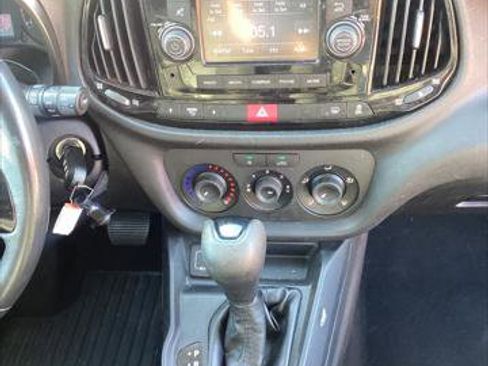 Used 2016 RAM ProMaster City Tradesman SLT w/ Rear Back-up Camera Group image 30