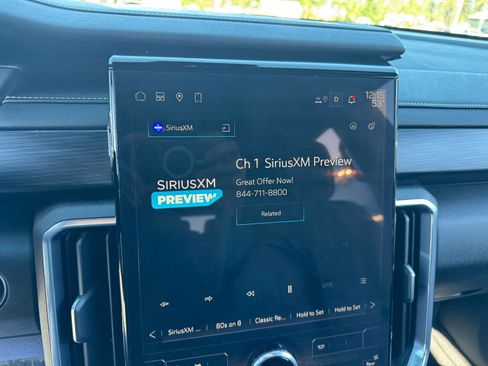 Used 2025 GMC Acadia Elevation image 33