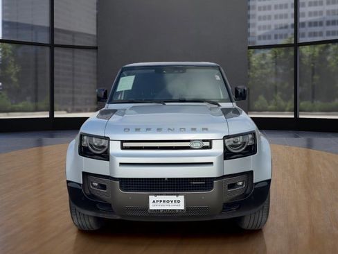 Used 2022 Land Rover Defender 110 X-Dynamic SE AWD/4WD image 2