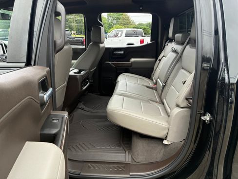 Used 2020 Chevrolet Silverado 1500 RST AWD/4WD image 28