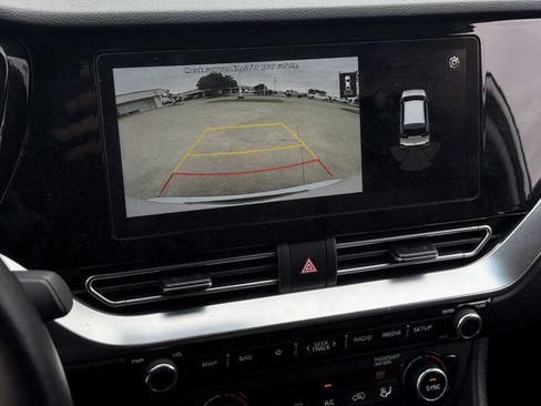 Used 2021 Kia Niro EX Premium FWD image 19