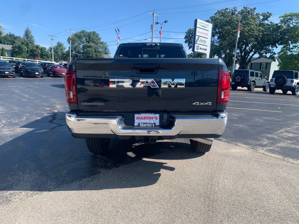 New 2027 RAM 3500 Big Horn AWD/4WD image 4