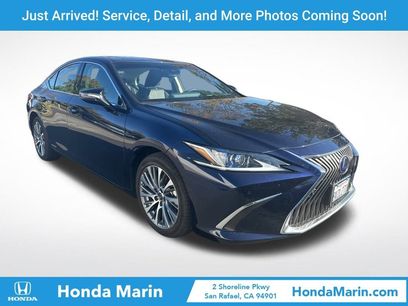 Used 2021 Lexus ES 300h w/ Premium Package