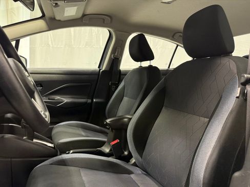 Certified 2023 Nissan Versa SV image 19