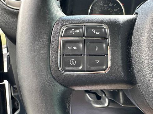 Used 2018 Jeep Wrangler Unlimited Sahara w/ Dual Top Group AWD/4WD image 15