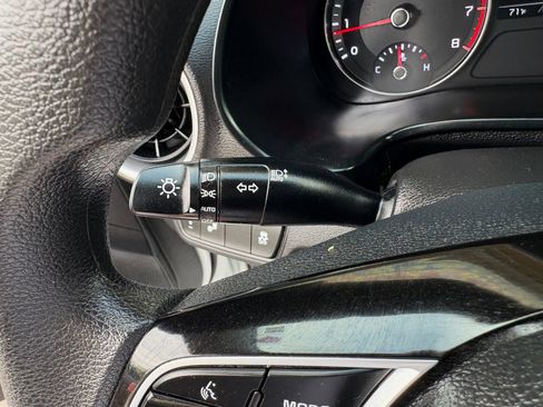 Used 2023 Kia Forte LXS w/ LXS Technology Package FWD image 31