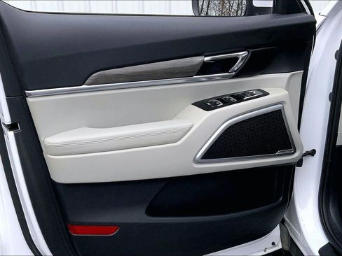 Used 2021 Kia Telluride EX w/ EX Premium Package image 22