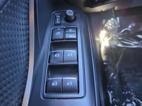 Certified 2018 Toyota C-HR XLE image 22