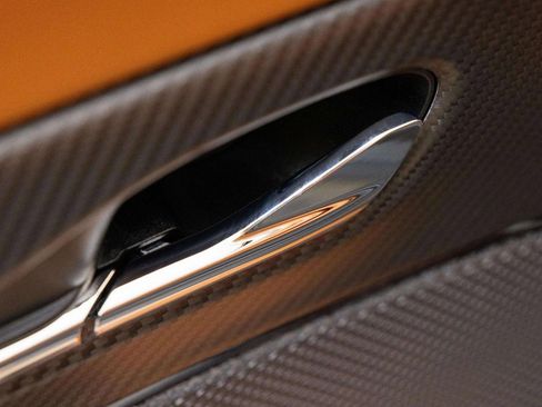 Used 2026 Aston Martin DB12 Convertible image 18