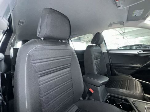 Certified 2024 Volkswagen Tiguan S FWD image 27
