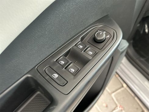 New 2026 Volkswagen Taos S image 13