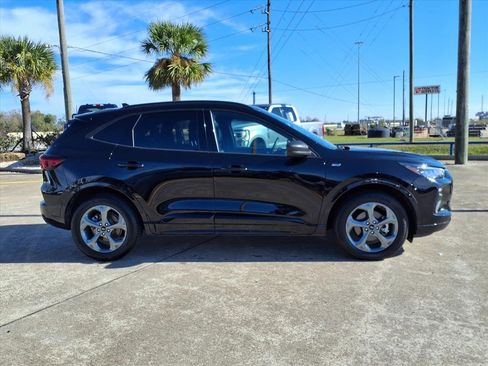Used 2024 Ford Escape ST-Line image 8