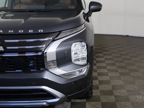 Used 2025 Mitsubishi Outlander SEL AWD/4WD image 19