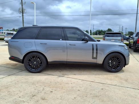 Used 2023 Land Rover Range Rover SE AWD/4WD image 5