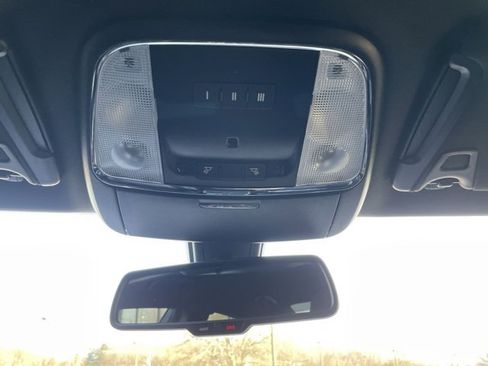 Used 2022 Dodge Charger SRT Hellcat w/ Harman/Kardon Audio Group image 22