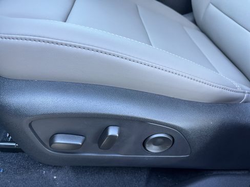 New 2026 GMC Acadia Elevation image 27