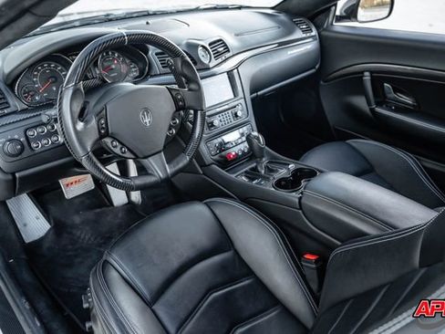 Used 2017 Maserati GranTurismo MC image 2