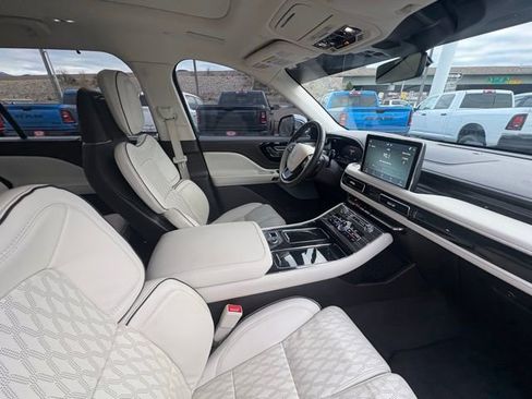 Used 2021 Lincoln Aviator Black Label w/ Dynamic Handling Package image 29