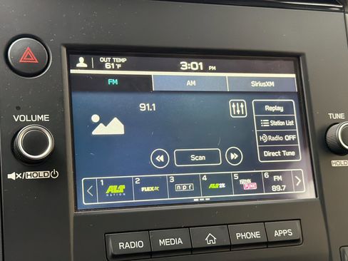 Used 2025 Subaru Impreza 2.0i image 18