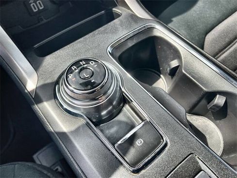 Used 2020 Ford Fusion SE image 15