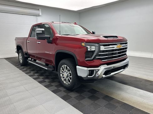 New 2026 Chevrolet Silverado 3500 LTZ w/ LTZ Plus Package AWD/4WD image 7