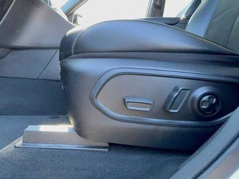 Used 2023 Jeep Grand Cherokee L Laredo AWD/4WD image 22
