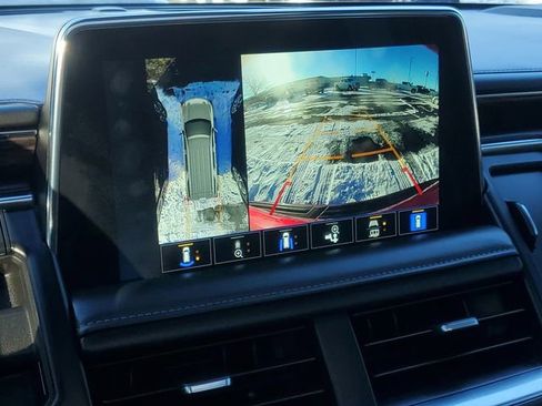 Used 2023 Chevrolet Tahoe LT w/ Luxury Package image 20