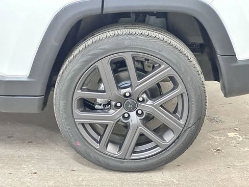 New 2026 Jeep Compass Limited image 39