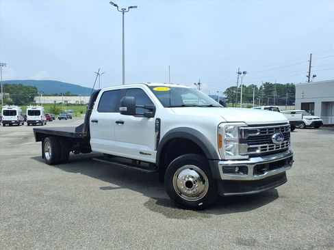 Used 2023 Ford F550 4x4 Crew Cab Super Duty image 3