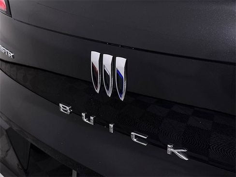 New 2026 Buick Envista Avenir image 32