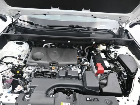 Used 2025 Toyota RAV4 LE FWD image 11
