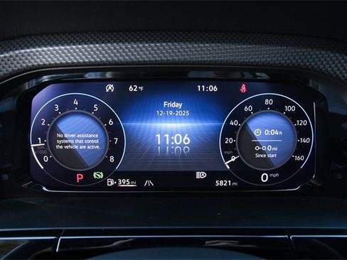 Certified 2025 Volkswagen Atlas Cross Sport SEL R-Line image 18