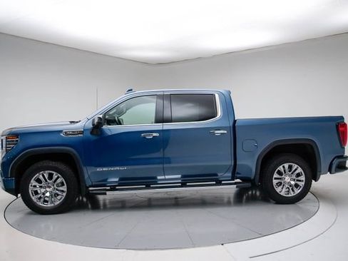 Used 2026 GMC Sierra 1500 Denali AWD/4WD image 2