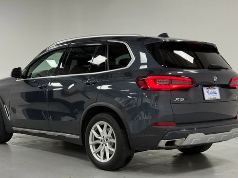 Used 2022 BMW X5 xDrive40i w/ Climate Comfort Package image 3