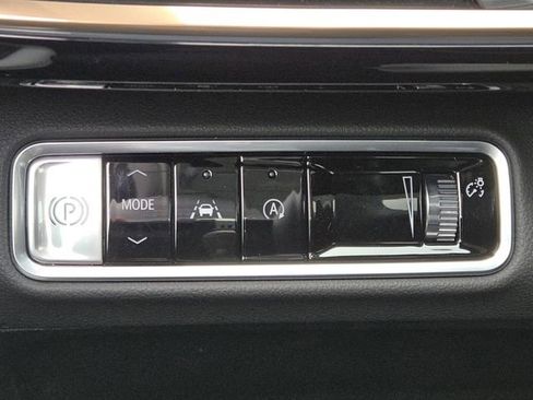 New 2026 Buick Envision Avenir image 13