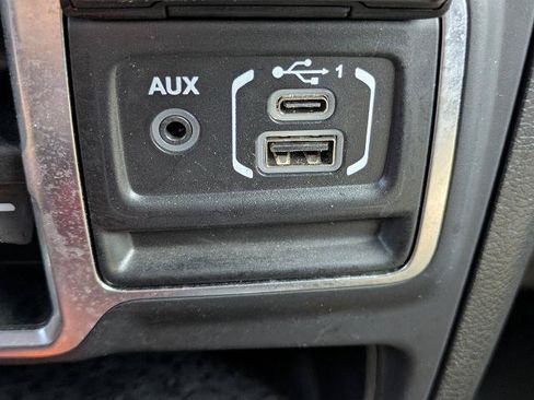 Used 2020 Jeep Gladiator Sport w/ Quick Order Package 24S AWD/4WD image 21