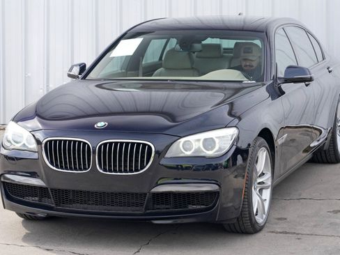 Used 2013 BMW 750Li image 48