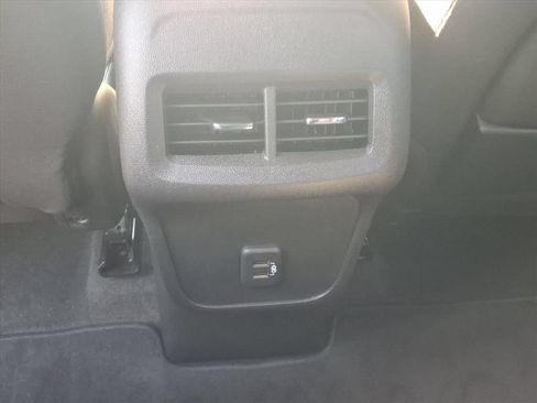 Used 2023 GMC Terrain SLE w/ Elevation Edition FWD image 24