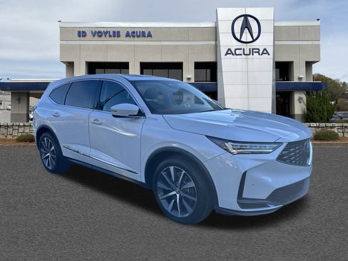 Certified 2025 Acura MDX w/Technology Package image 3