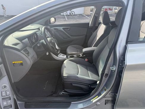 Used 2012 Hyundai Elantra GLS w/ Preferred Pkg 3 FWD image 10