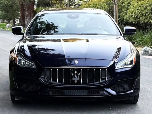 Used 2018 Maserati Quattroporte S GranSport image 10