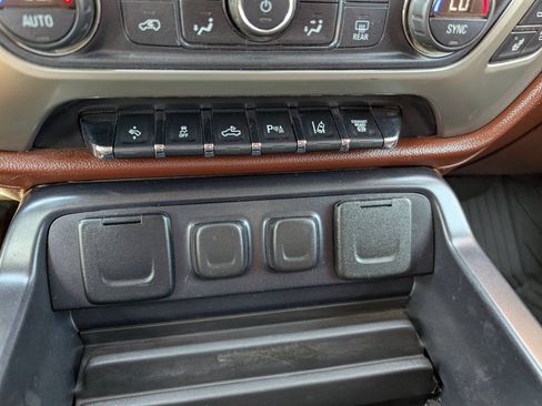 Used 2015 Chevrolet Silverado 3500 High Country w/ Duramax Plus Package AWD/4WD image 26
