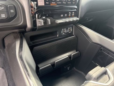 Used 2024 RAM 2500 Rebel w/ Safety Group AWD/4WD image 28