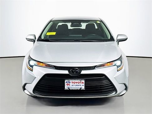 Used 2024 Toyota Corolla LE image 11