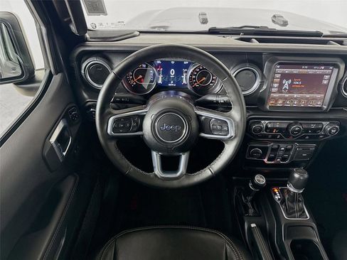 Used 2022 Jeep Gladiator Overland w/ Popular Equipment Package image 23